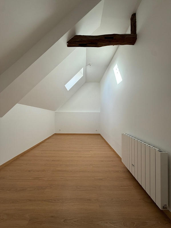 Maison - 83 m² - 5 pièces