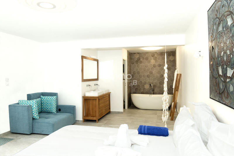 Villa - 220 m² - 6 pièces