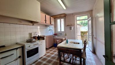 Maison - 180 m² - 6 pièces