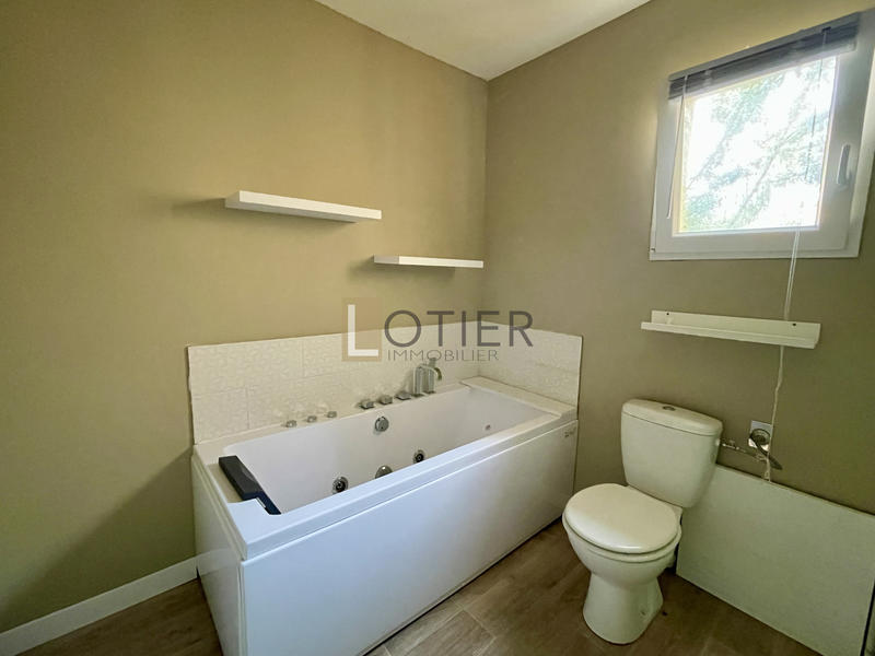 Maison - 147 m² - 6 pièces