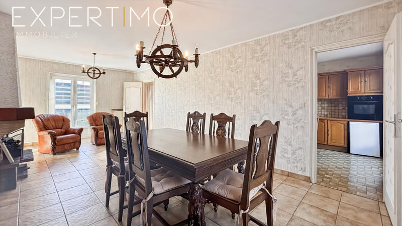 Maison - 83 m² - 4 pièces