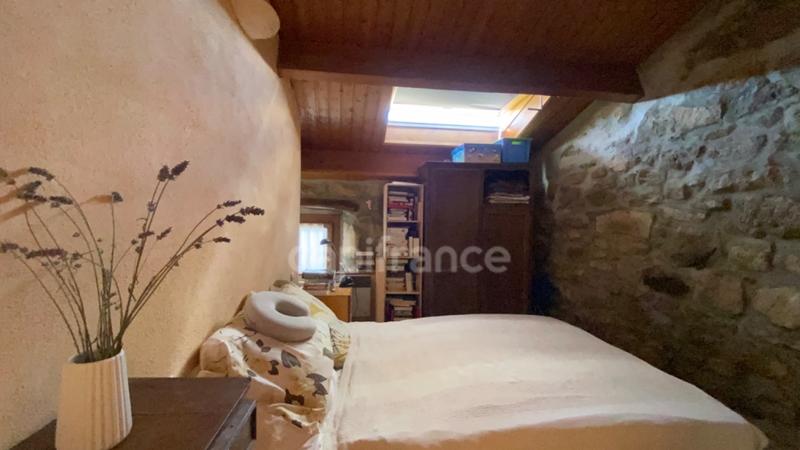 Maison en pierre - 72 m² - 4 pièces