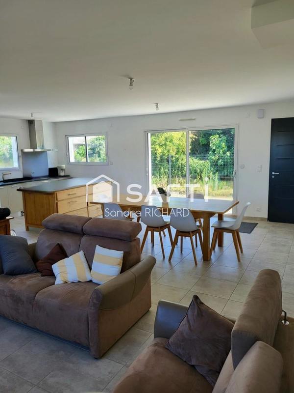 Maison - 125 m² - 5 pièces