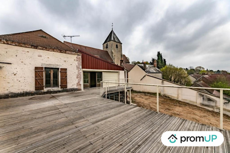 Maison - 270 m² - 5 pièces