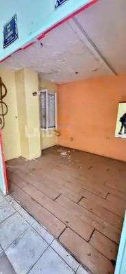 Local commercial - 68 m² - 5 pièces