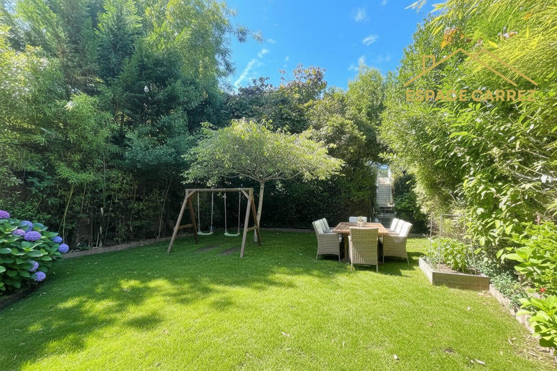 Maison - 200 m² - 5 pièces