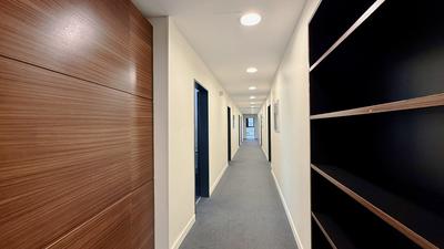 Bureau - 626 m² - 24 pièces