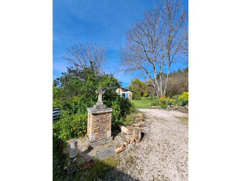 Maison - 260 m² - 9 pièces