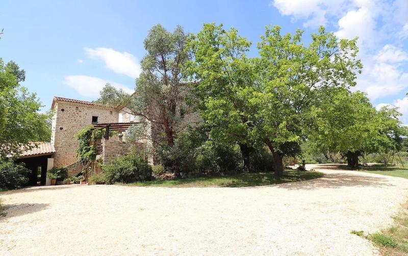 Mas - 390 m² - 10 pièces