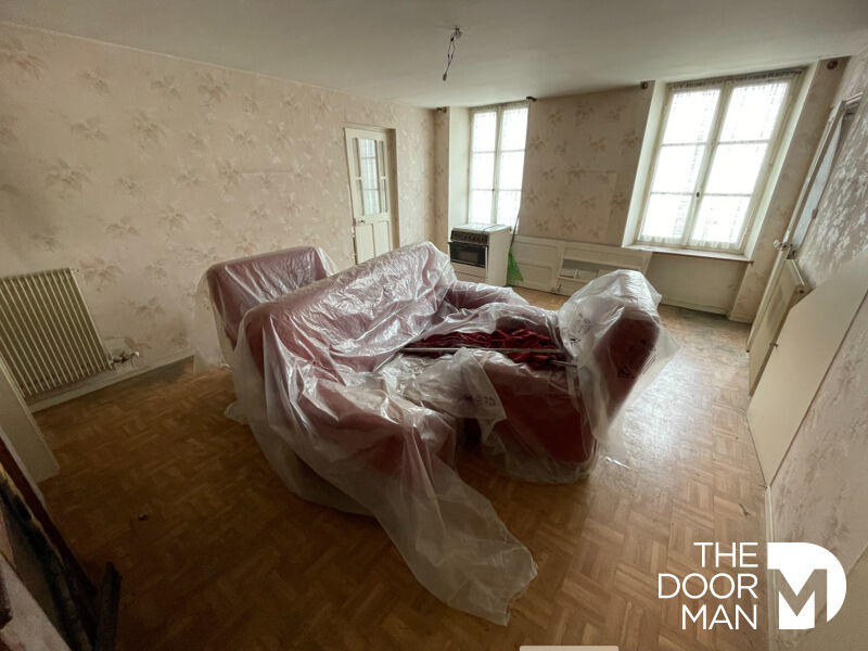 Maison - 260 m² - 10 pièces