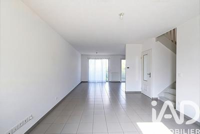 Maison - 83 m² - 4 pièces