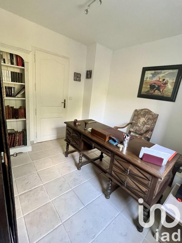 Maison - 270 m² - 8 pièces