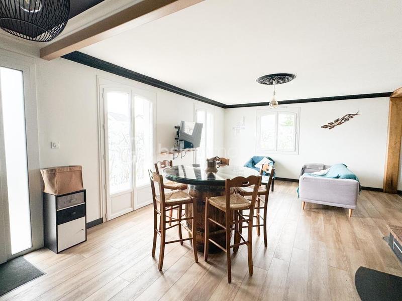 Maison - 113 m² - 6 pièces