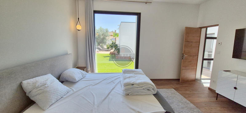 Villa - 185 m² - 4 pièces