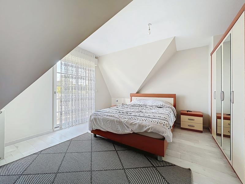 Maison traditionnelle - 160 m² - 6 pièces