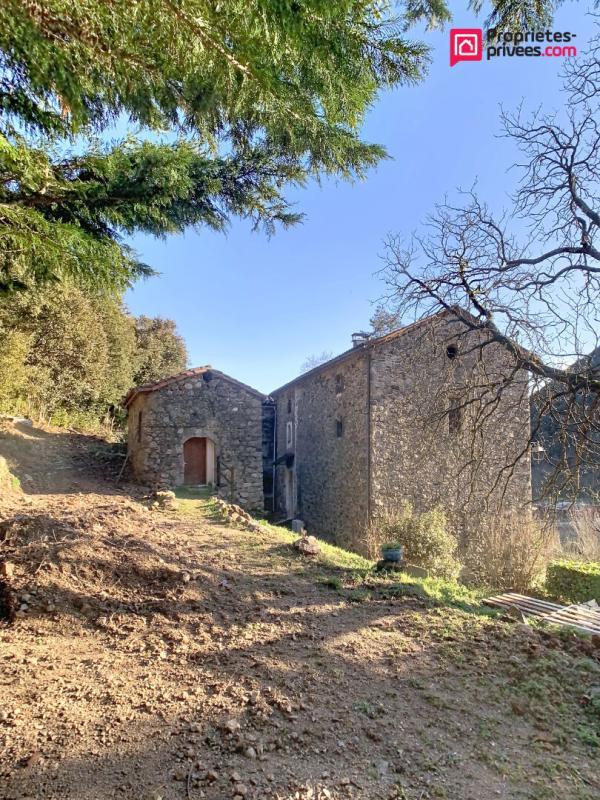 Maison - 220 m² - 8 pièces