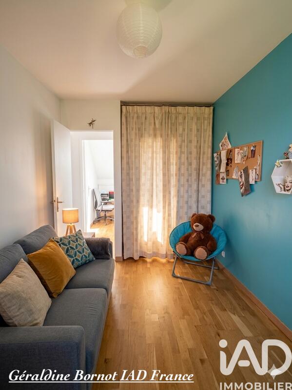 Maison - 150 m² - 8 pièces