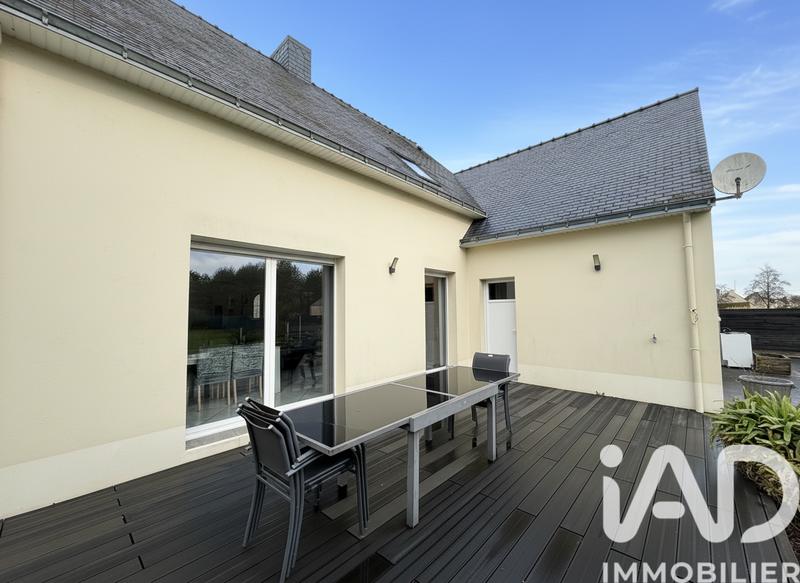 Maison - 111 m² - 6 pièces