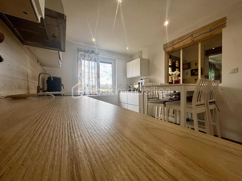 Maison traditionnelle - 88 m² - 4 pièces