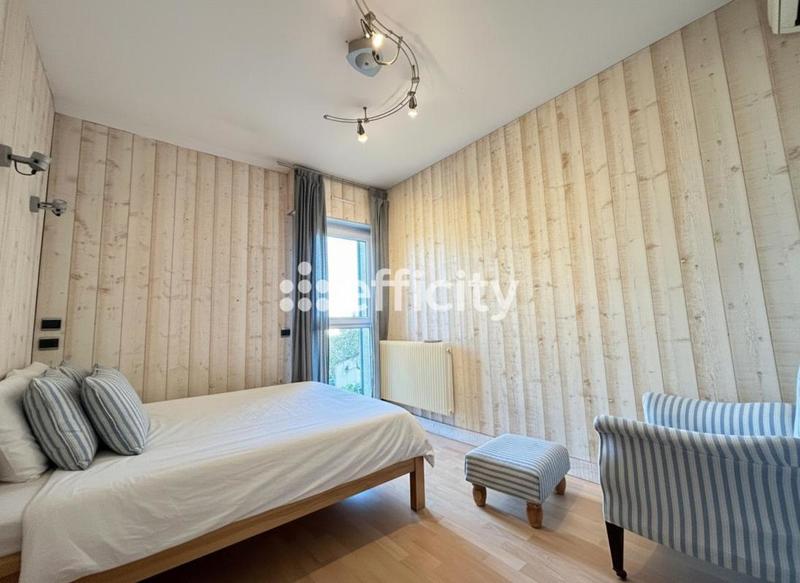 Pavillon - 104 m² - 5 pièces