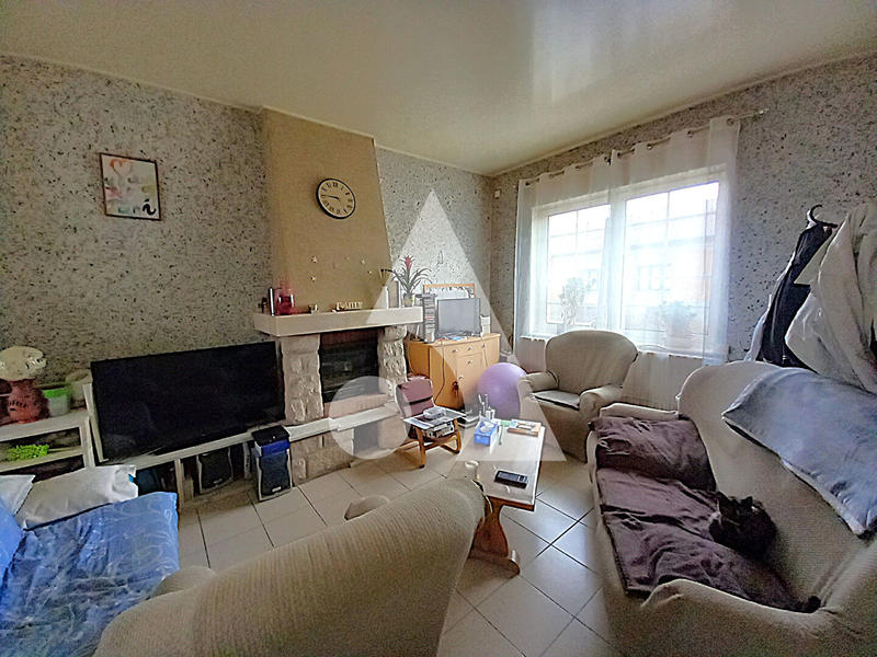 Maison - 189 m² - 13 pièces