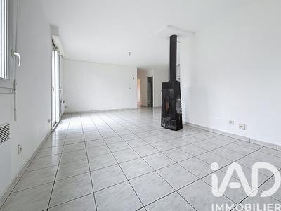 Maison - 83 m² - 4 pièces