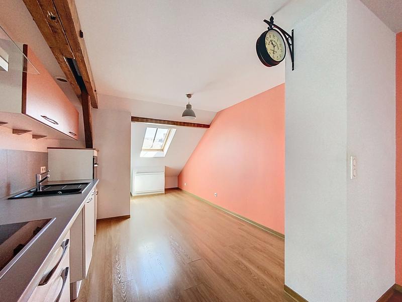 Appartement - 80 m² - 3 pièces