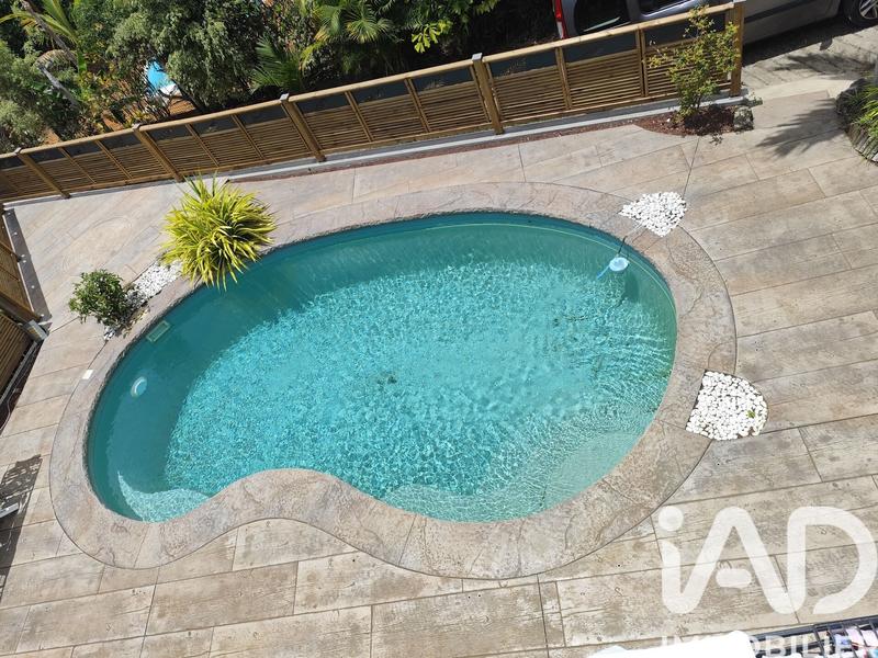 Maison - 160 m² - 5 pièces