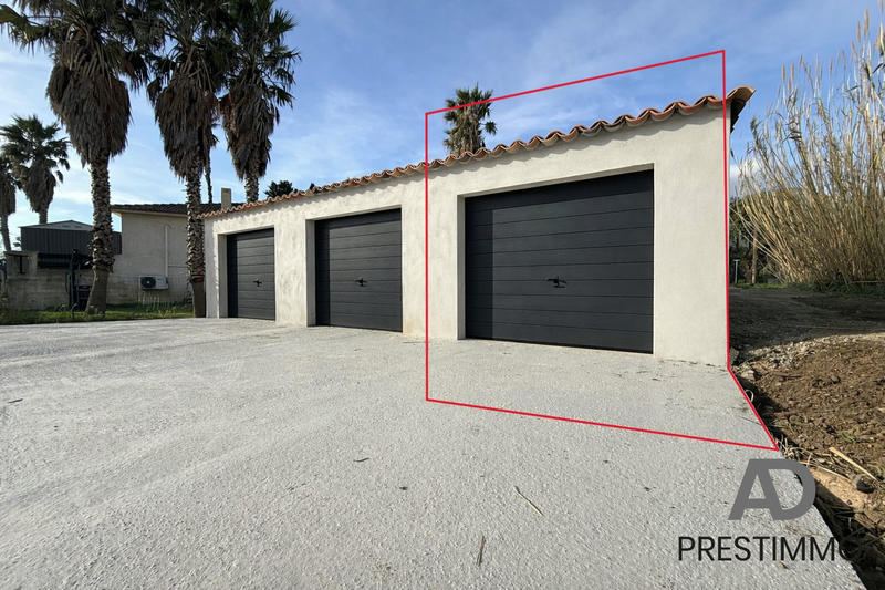 Parking / Garage - 20 m²