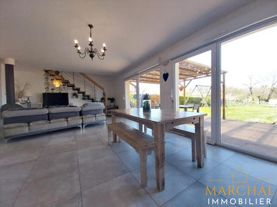 Maison - 160 m² - 6 pièces