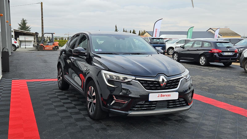 Renault Arkana E-Tech 145 Business