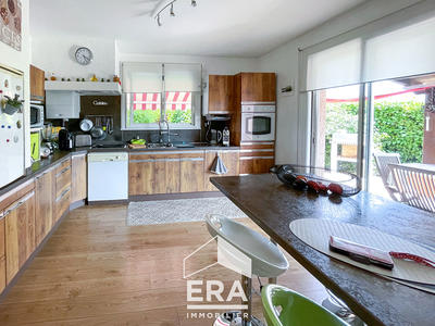 Maison - 114 m² - 6 pièces