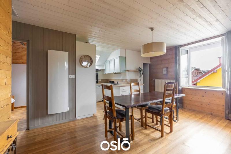 Maison - 282 m² - 12 pièces