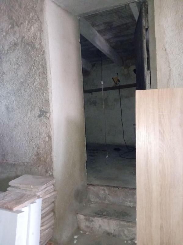 Remise - 75 m² - 2 pièces