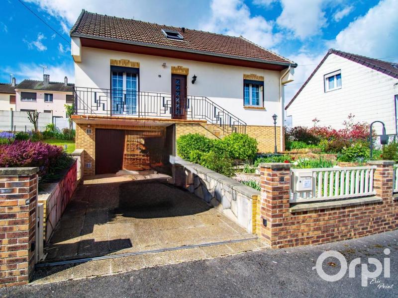 Maison - 88 m² - 5 pièces