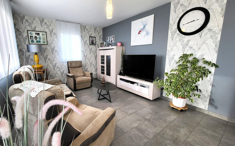 Maison - 122 m² - 7 pièces