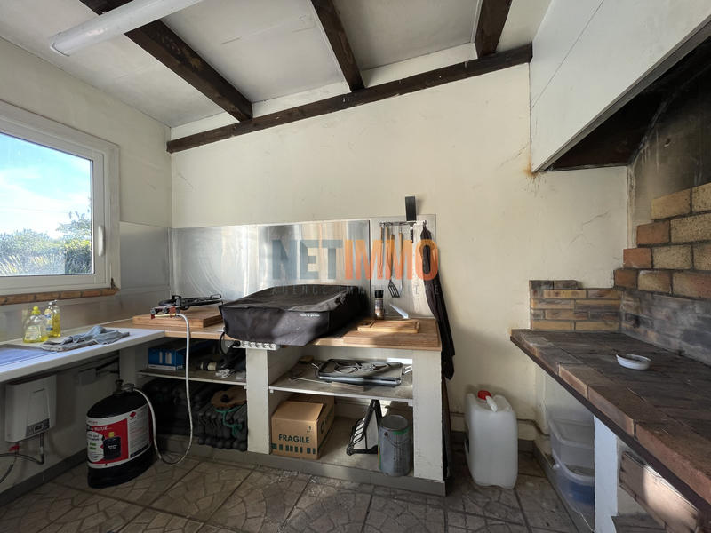 Villa - 200 m² - 9 pièces