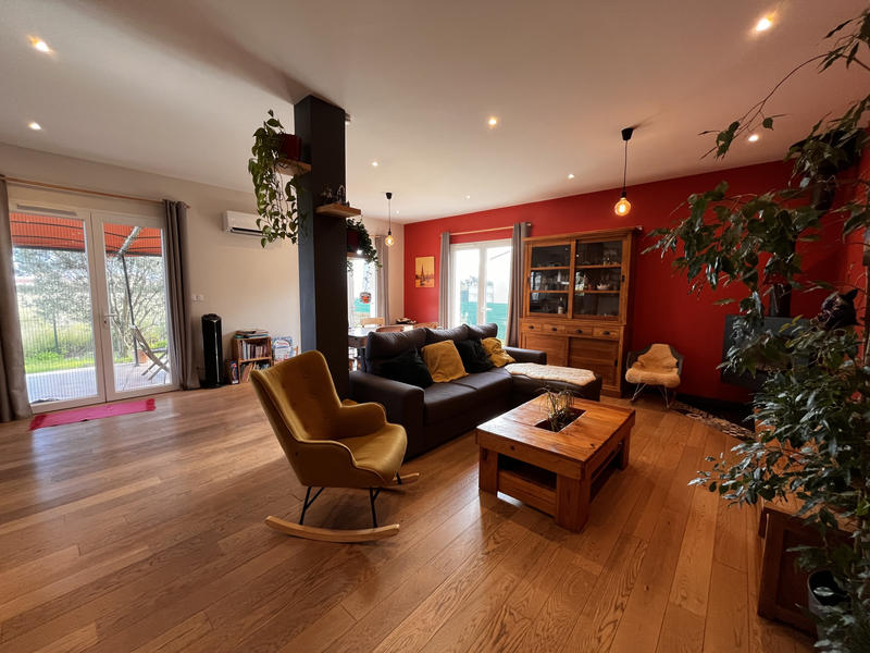 Maison - 103 m² - 4 pièces