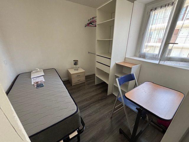 Appartement - 15 m² - 2 pièces