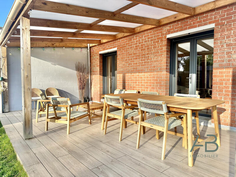 Maison - 92 m² - 5 pièces