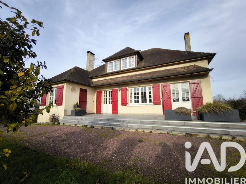 Maison - 157 m² - 7 pièces