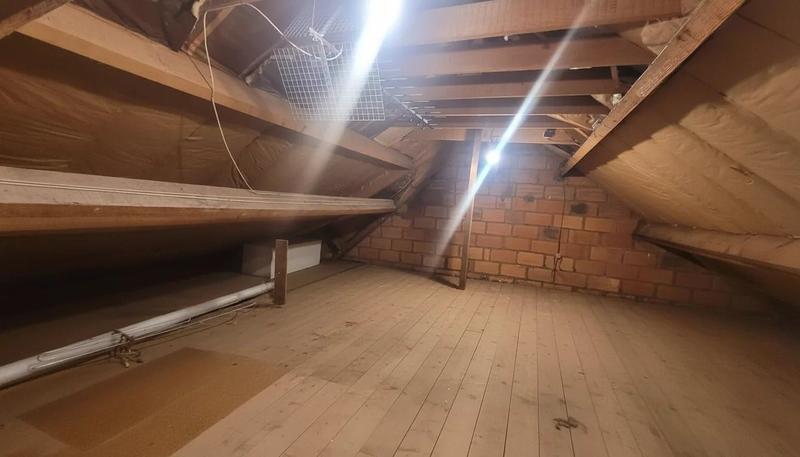 Maison - 93 m² - 4 pièces