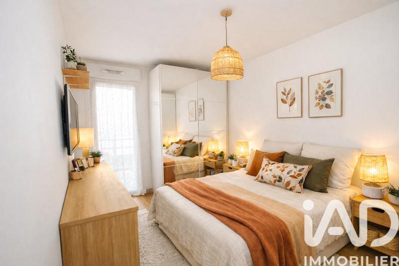 Appartement - 80 m² - 4 pièces