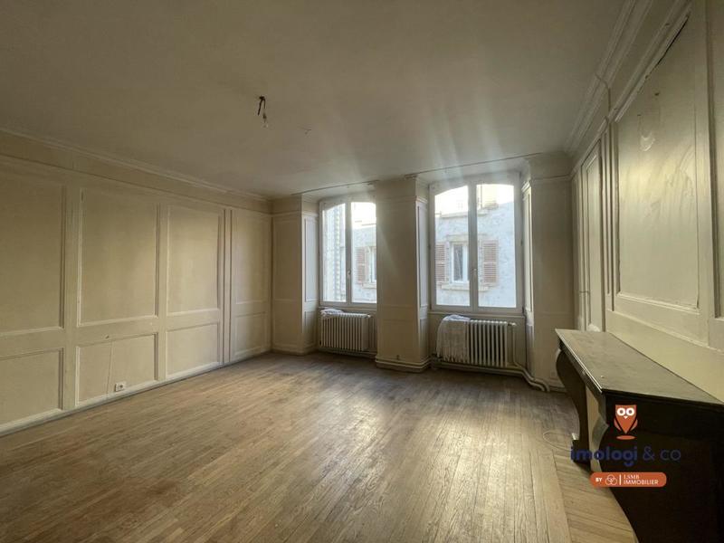 Appartement - 77 m² - 3 pièces