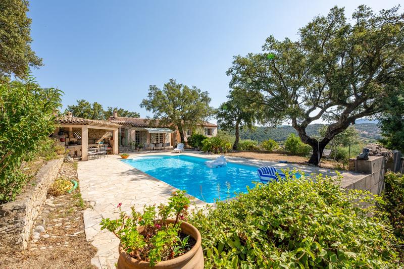 Villa - 165 m² - 8 pièces