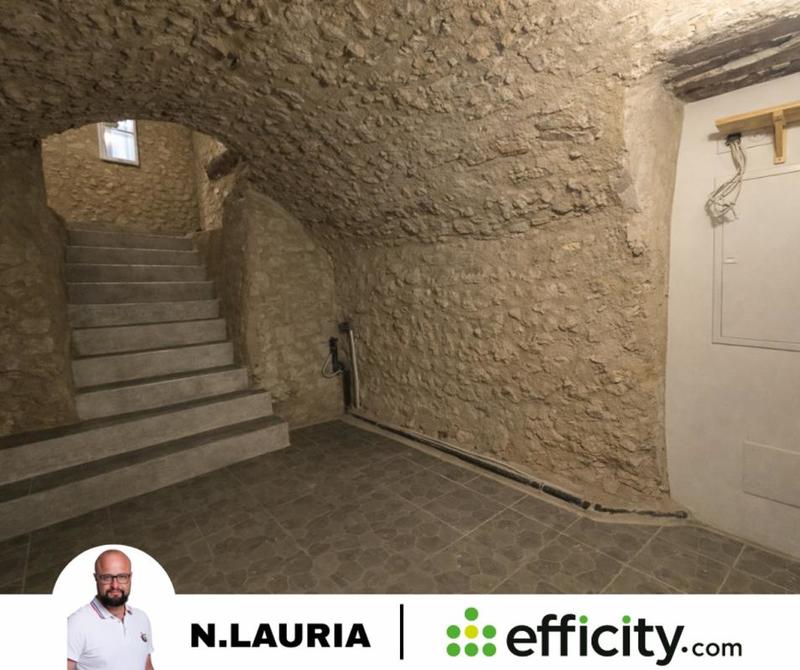 Appartement - 90 m² - 3 pièces