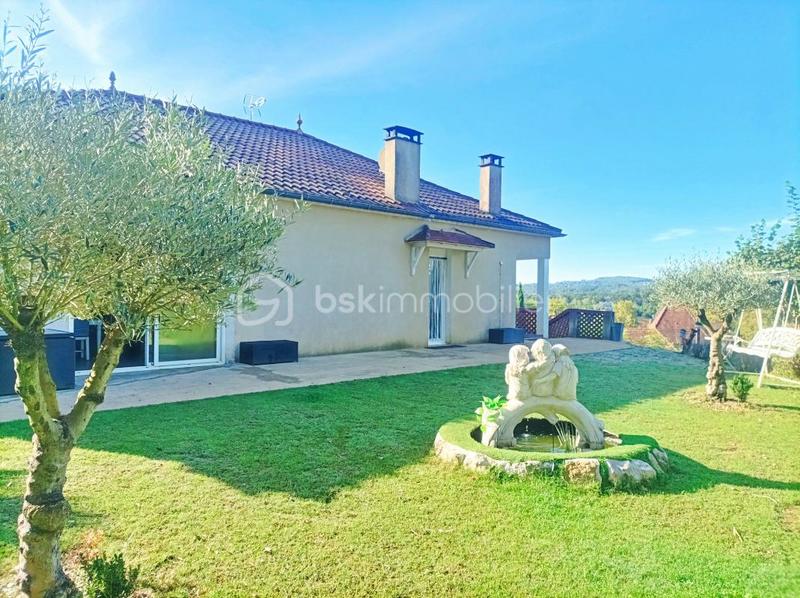 Maison - 93 m² - 6 pièces