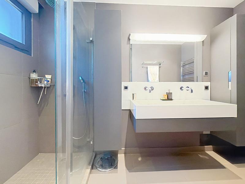 Maison - 195 m² - 6 pièces