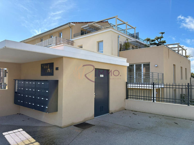 Appartement - 66 m² - 3 pièces