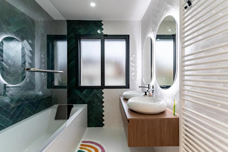 Maison - 181 m² - 7 pièces